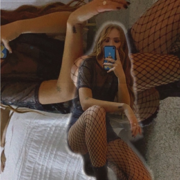 Zara galaxy see through mesh top - Picture 4 of 15